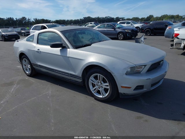 Продаж на аукціоні авто 2010 Ford Mustang V6/v6 Premium, vin: 1ZVBP8AN0A5181714, номер лоту: 43804738