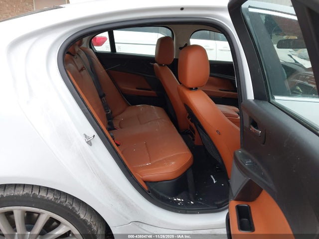 2018 JAGUAR XE SAJAH4EVXJCP17578 Photo 7