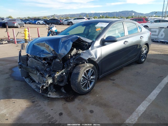 3KPF24AD6NE456810 KIA Forte Lxs