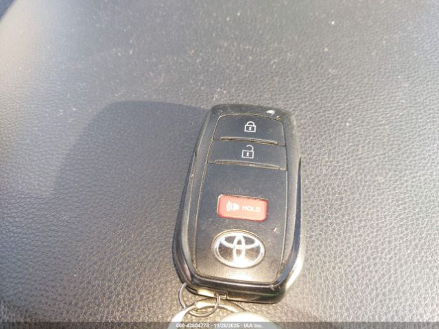 2022 TOYOTA COROLLA CROSS 7MUBAABG6NV016400 Photo 10