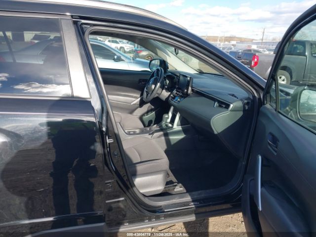 2022 TOYOTA COROLLA CROSS 7MUBAABG6NV016400 Photo 4