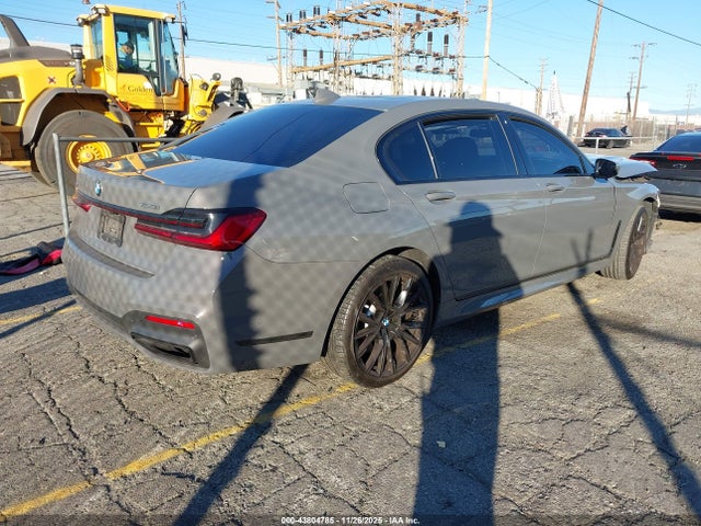 2022 BMW 750 WBA7U2C05NCH54835 Photo 3