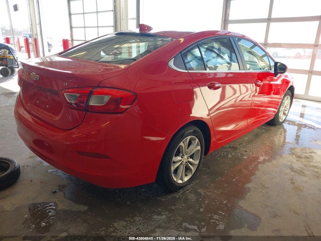 43804845 :رقم المزاد ، 1G1BE5SM2K7142537 vin ، 2019 Chevrolet Cruze Lt مزاد بيع