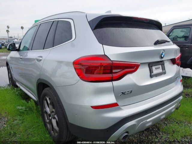 2021 BMW X3 5UXTY3C08M9F29038 Photo 2