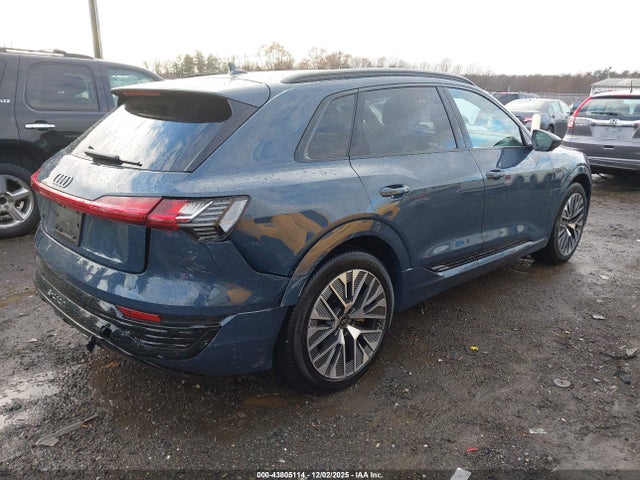 2024 AUDI Q8 E-TRON WA16AAGE0RB051489 Photo 3