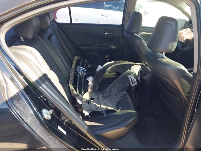 Honda j35y1 2014 1HGCR3F86EA025277 Image 8