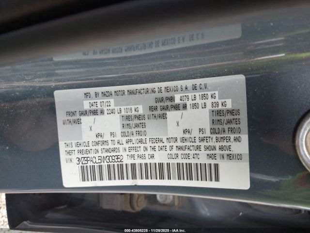 2022 MAZDA MAZDA3 3MZBPACL5NM309352 Photo 8