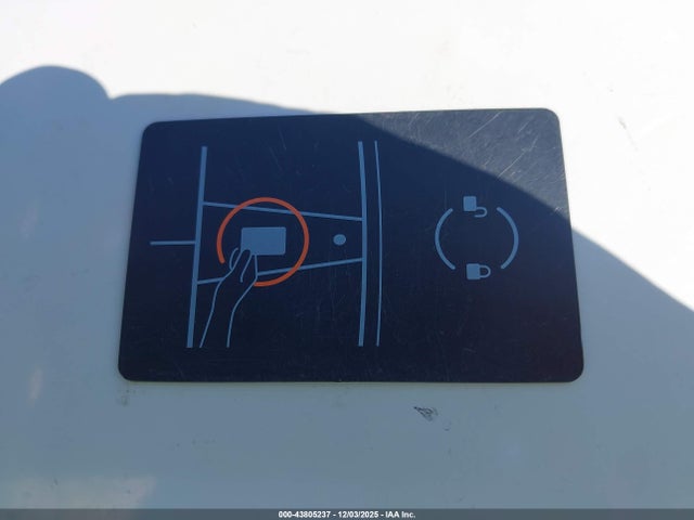 2023 TESLA MODEL Y 7SAYGDEE1PA025933 Photo 10