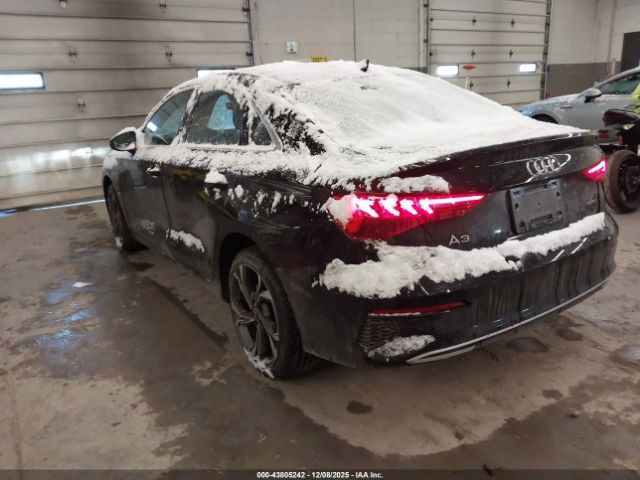 2022 AUDI A3 WAUGUDGY8NA047006 Photo 2