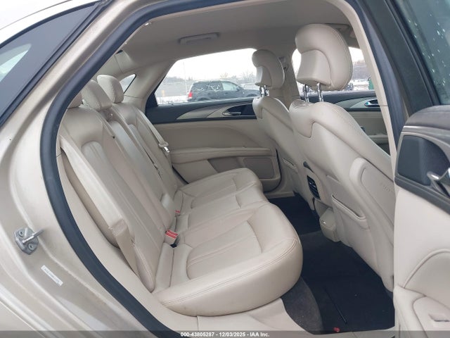 2017 LINCOLN MKZ 3LN6L5B96HR653692 Photo 7