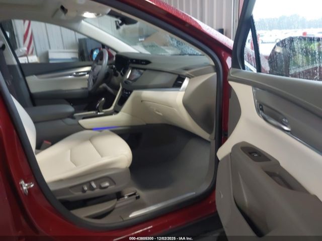 2018 CADILLAC XT5 1GYKNCRS5JZ138706 Photo 4