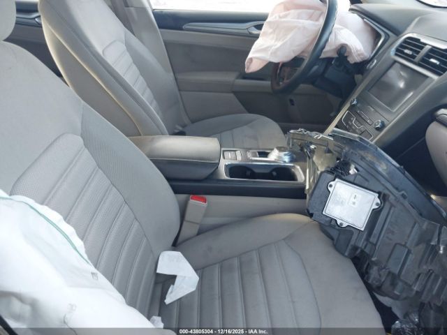 2019 FORD FUSION HYBRID 3FA6P0LU5KR188804 Photo 4