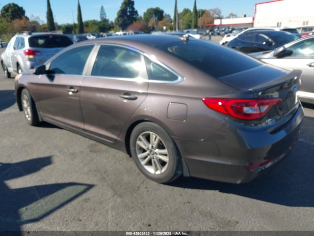 2015 HYUNDAI SONATA 5NPE24AF1FH234637 Photo 2