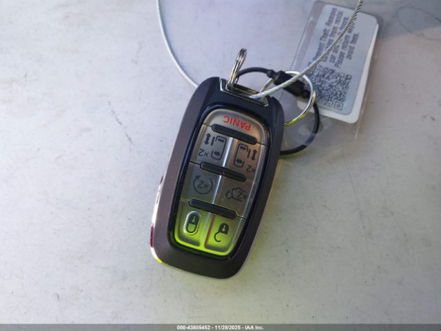 2026 CHRYSLER PACIFICA 2C4RC1GGXTR161960 Photo 10