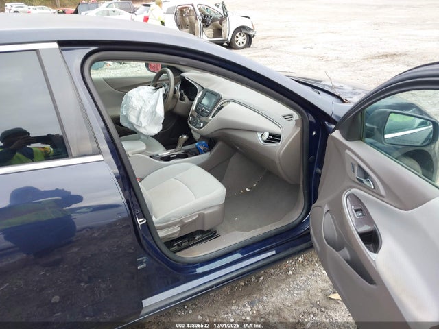 2017 CHEVROLET MALIBU 1G1ZB5ST2HF234731 Photo 4