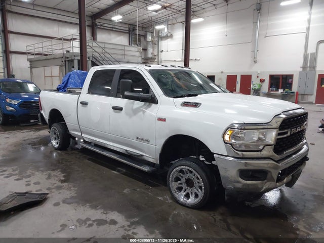 43805513 :رقم المزاد ، 3C6UR5DJ2NG350196 vin ، 2022 Ram 2500 Lone Star  4x4 6'4 Box مزاد بيع