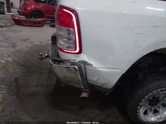 2022 Ram 2500 Lone Star  4x4 6'4 Box მანქანა იყიდება აუქციონზე, vin: 3C6UR5DJ2NG350196, აუქციონის ნომერი: 43805513