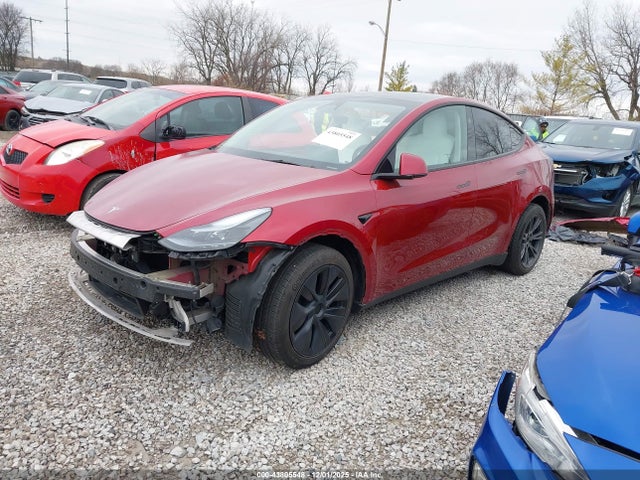 2024 TESLA MODEL Y 7SAYGAEE1RF176842 Photo 1