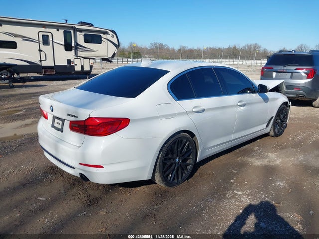 2020 BMW 530E WBAJB1C08LCD44985 Photo 3