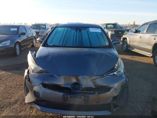 JTDKBRFUXH3026133 Toyota Prius Two