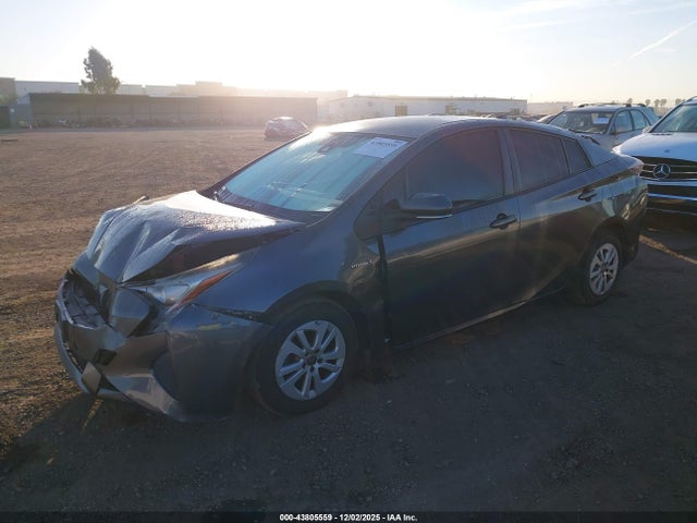 JTDKBRFUXH3026133 Toyota Prius Two