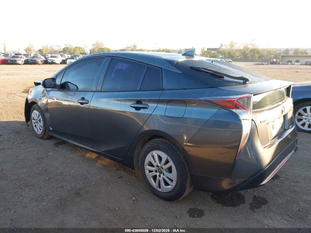 JTDKBRFUXH3026133 Toyota Prius Two