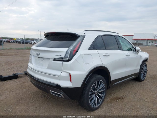 2024 CADILLAC XT4 1GYFZER47RF180570 Photo 3