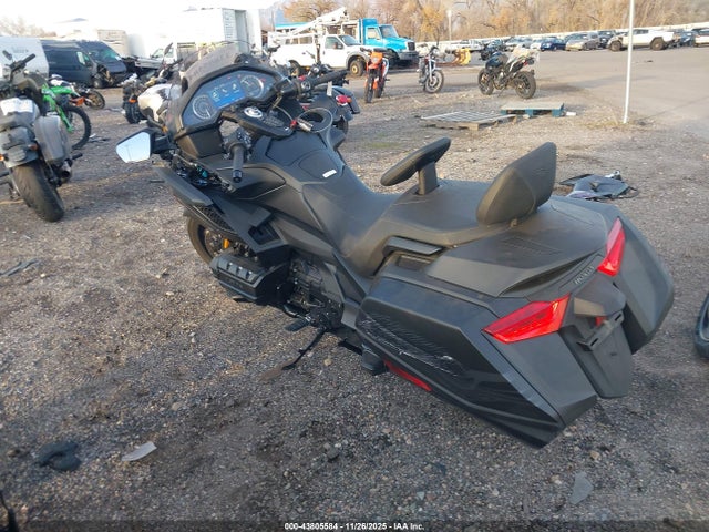 2025 HONDA GL1800 JH2SC7941SK700140 Photo 2