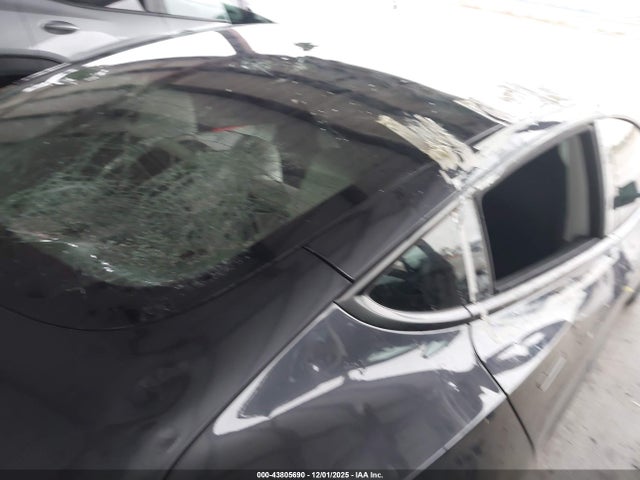 2024 TESLA MODEL 3 5YJ3E1ET1RF821002 Photo 5