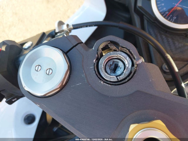 JS1GN7FA2K7100243 Suzuki GSX-R600