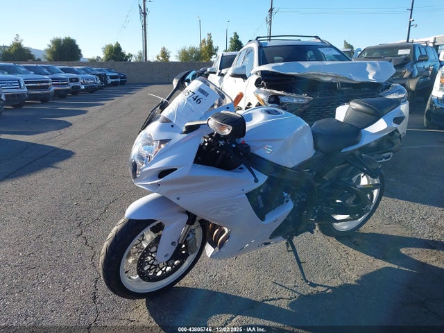 JS1GN7FA2K7100243 Suzuki GSX-R600