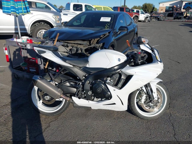 JS1GN7FA2K7100243 Suzuki GSX-R600