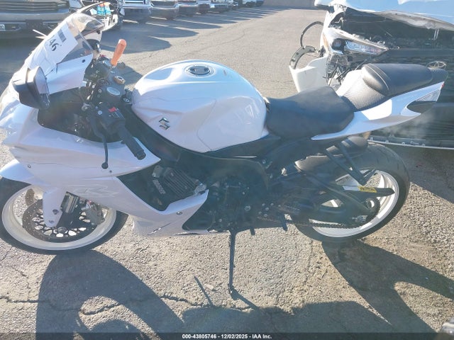 JS1GN7FA2K7100243 Suzuki GSX-R600