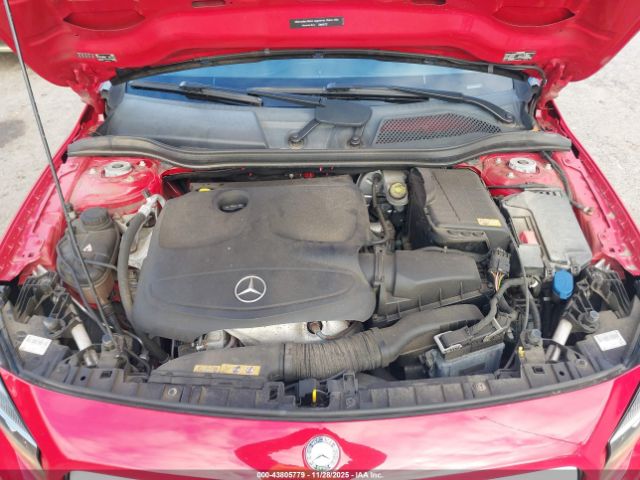 2015 MERCEDES-BENZ GLA 250 WDCTG4GB5FJ125760 Photo 9