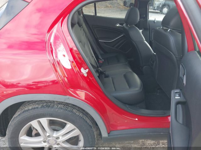 2015 MERCEDES-BENZ GLA 250 WDCTG4GB5FJ125760 Photo 7