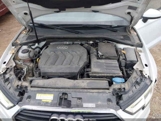 2018 AUDI A3 WAUAUGFF5J1083804 Photo 9