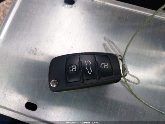 2018 AUDI A3 WAUAUGFF5J1083804 Photo 10