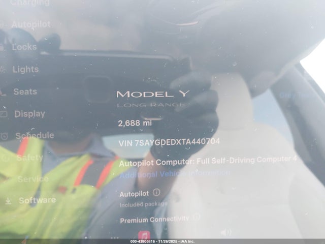 2026 TESLA MODEL Y 7SAYGDEDXTA440704 Photo 6
