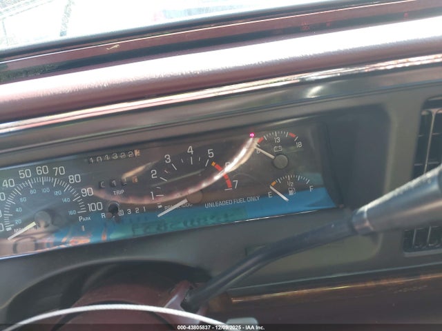 43805837 :رقم المزاد ، 1G4CU5219R1608686 vin ، 1994 Buick Park Avenue Ultra مزاد بيع