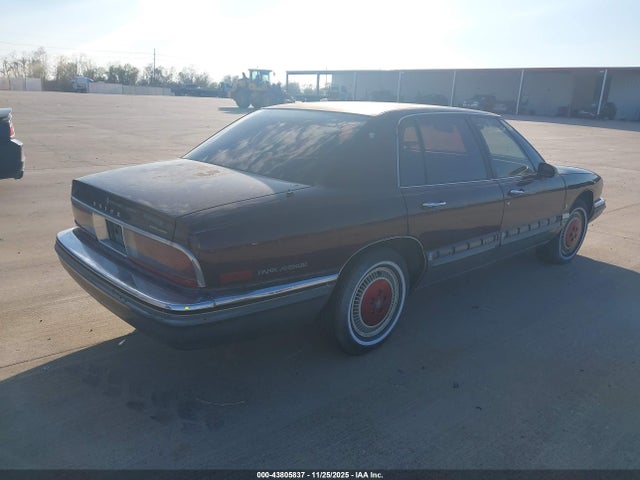43805837 :رقم المزاد ، 1G4CU5219R1608686 vin ، 1994 Buick Park Avenue Ultra مزاد بيع