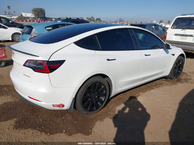 2022 TESLA MODEL 3 5YJ3E1EB1NF263654 Photo 3