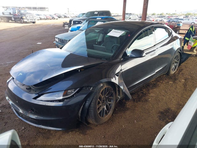 2025 TESLA MODEL 3 5YJ3E1EB5SF008758 Photo 1