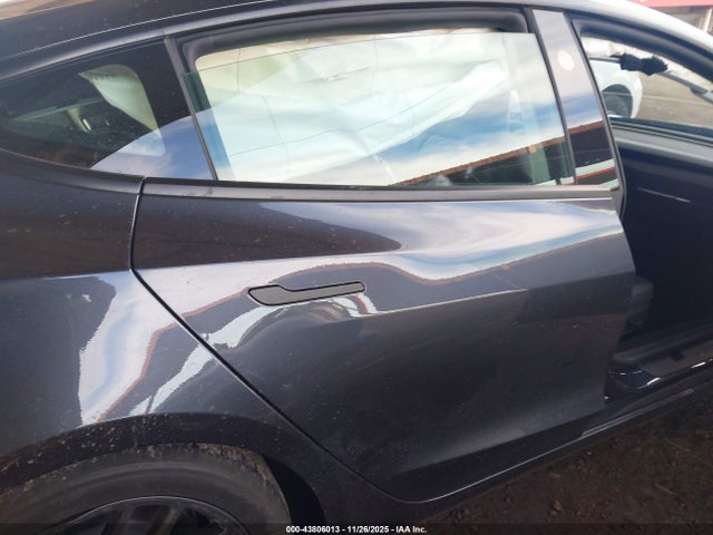 2025 TESLA MODEL 3 5YJ3E1EB5SF008758 Photo 7