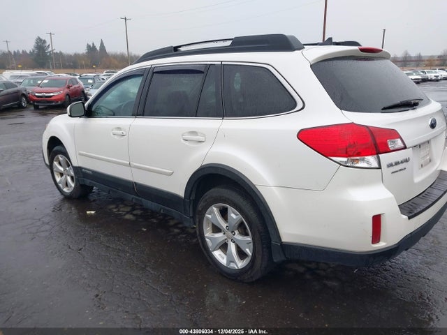 4S4BRBLCXE3274078 Subaru Outback 2.5i Limited