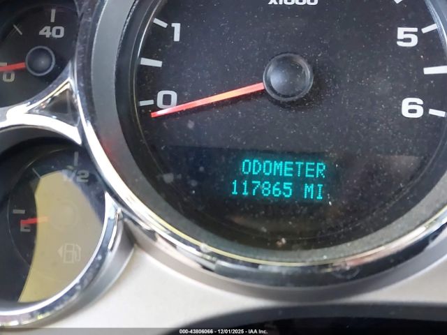 2011 CHEVROLET SILVERADO 1500 1GCRKSE36BZ362672 Photo 6