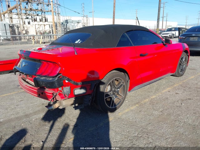 Ford Mustang Ecoboost Premium 2021 1FATP8UH3M5109185 Image 4