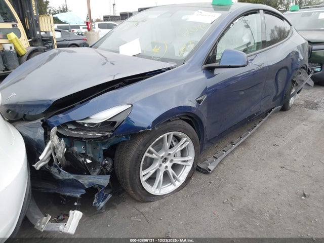 2022 TESLA MODEL Y 7SAYGDEE3NF547902 Photo 1