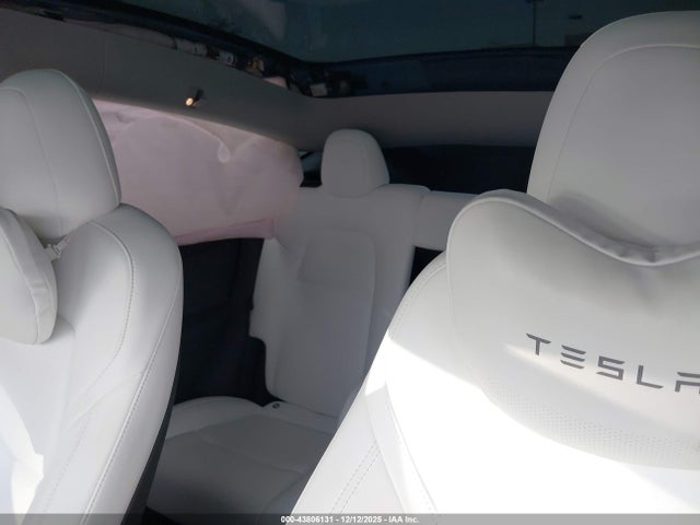 2022 TESLA MODEL Y 7SAYGDEE3NF547902 Photo 7