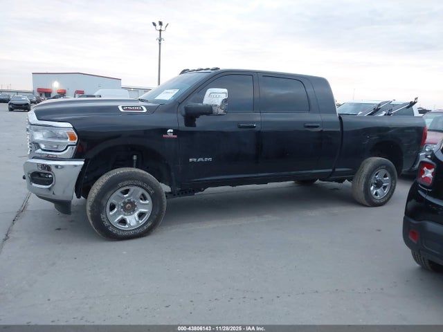 3C6UR5NL5RG383246 RAM 2500 Laramie Crew Cab 4x4 6&#039;4 Box