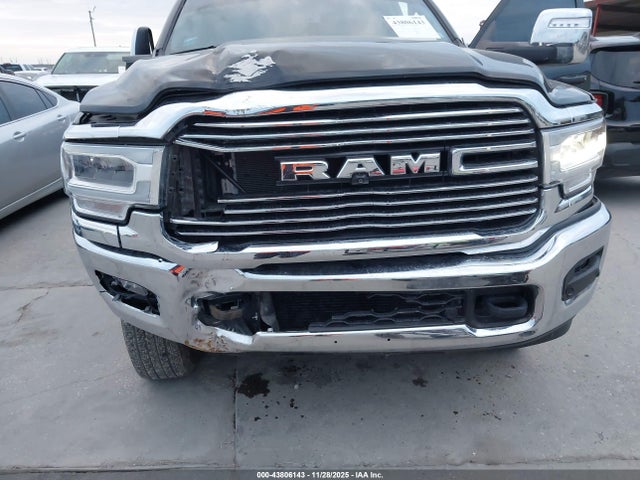 3C6UR5NL5RG383246 RAM 2500 Laramie Crew Cab 4x4 6&#039;4 Box